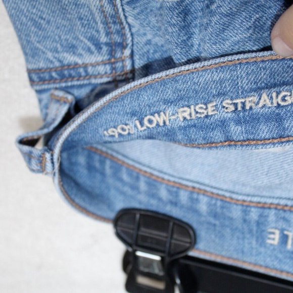 American Eagle womens jeans size 10 Long light wash denim 90s low rise straight - Picture 4 of 8